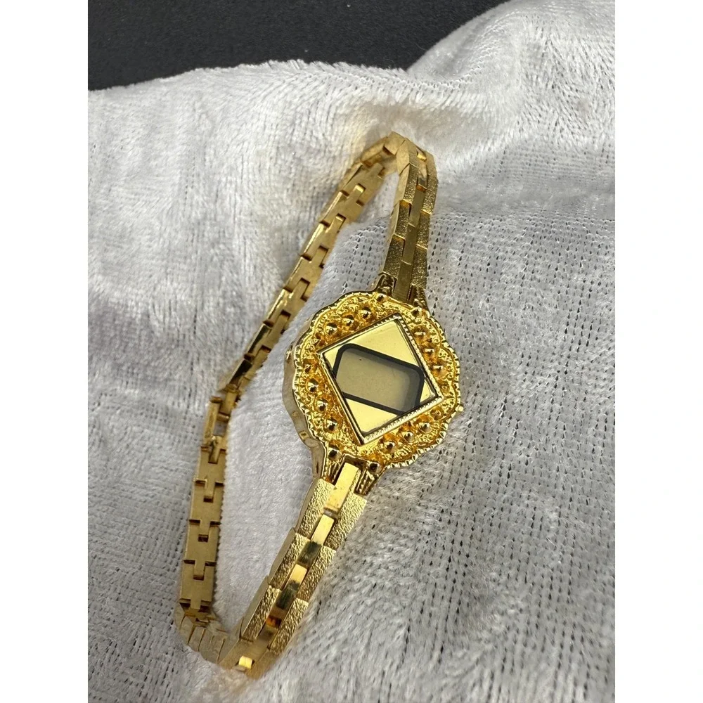Vintage Digital Watch Woman Gold Tone 6.5